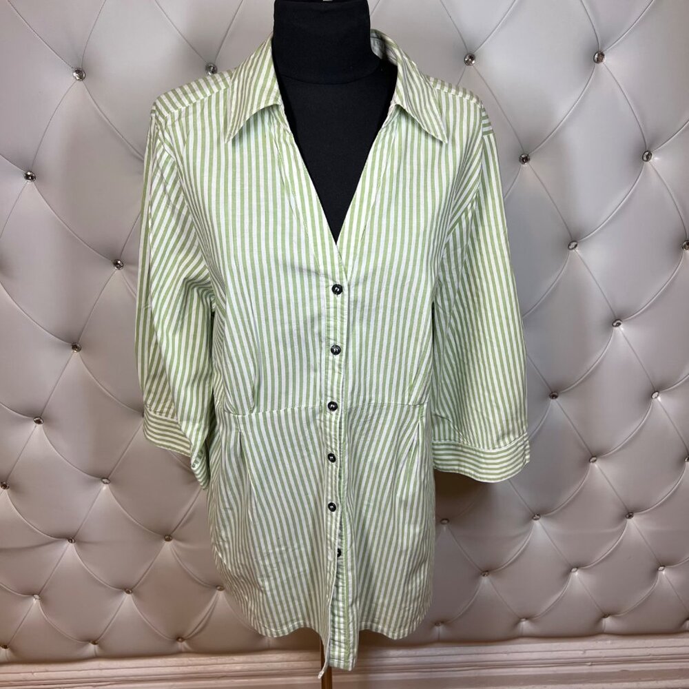 Apenue Weekend Green And White Striped Button-Up Shirt Size 18/20